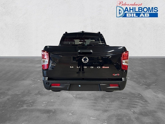 SsangYong Musso Grand 4 of 20