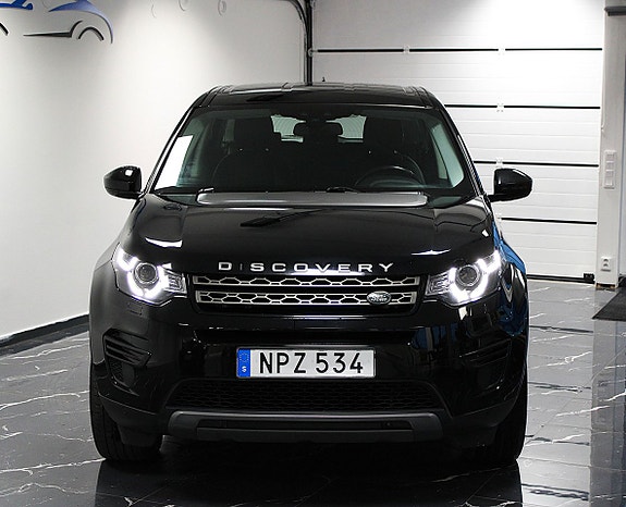 Land Rover Discovery Sport 5 of 5
