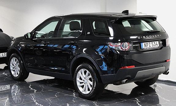 Land Rover Discovery Sport 4 of 5