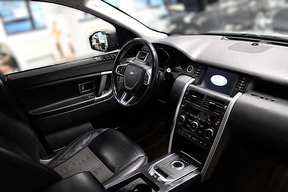Land Rover Discovery Sport 12 of 15