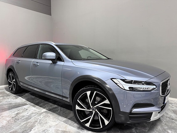 Volvo V90 Cross Country