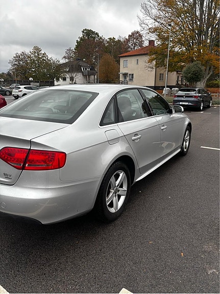 Audi A4 5 of 5