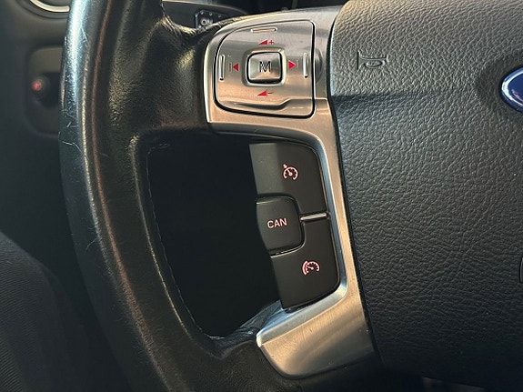 Ford Mondeo 16 of 20