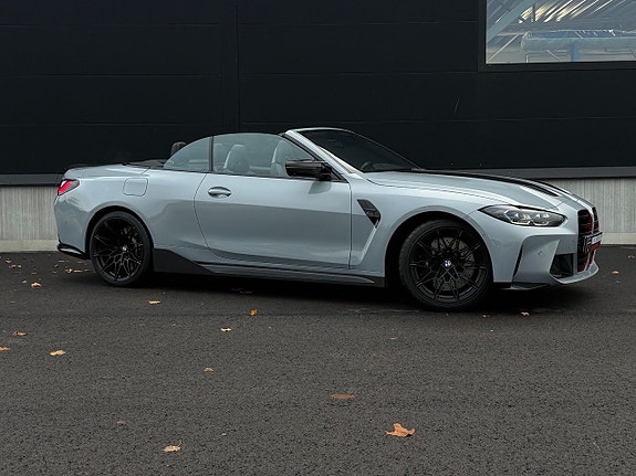 BMW M4 5 of 5