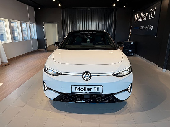 Volkswagen ID.7 7 of 24