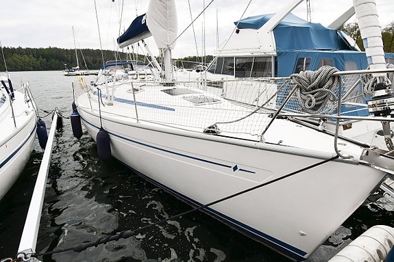 BAVARIA CRUISER 38 — View photo 1