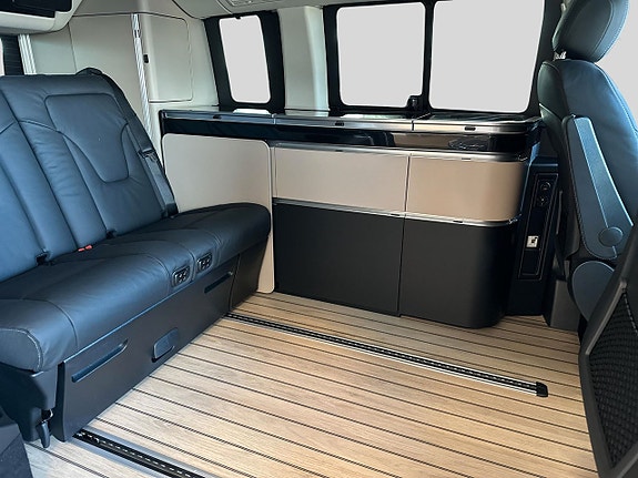 Mercedes-Benz V-Klass 12 of 19