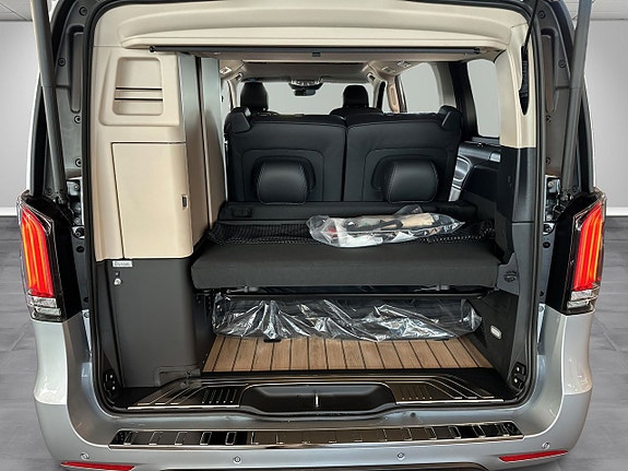 Mercedes-Benz V-Klass 14 of 19