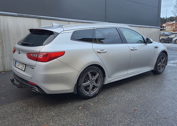 Kia Optima 3 of 5