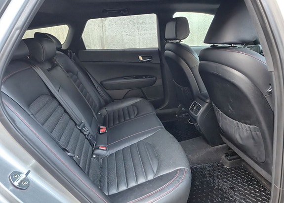 Kia Optima 6 of 10