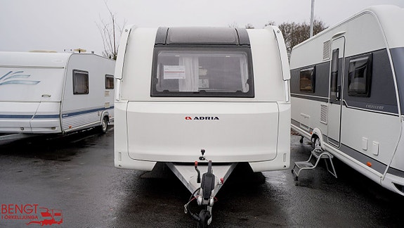 Adria ADORA 613 UT | Förtält 6 of 21