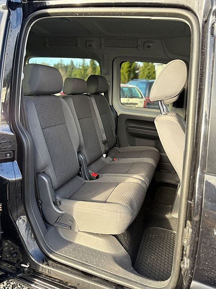 Volkswagen Caddy Maxi 7 of 12