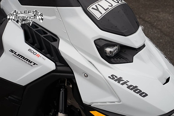SKI-DOO SUMMIT ADRENALINE 600R -25 7 of 8