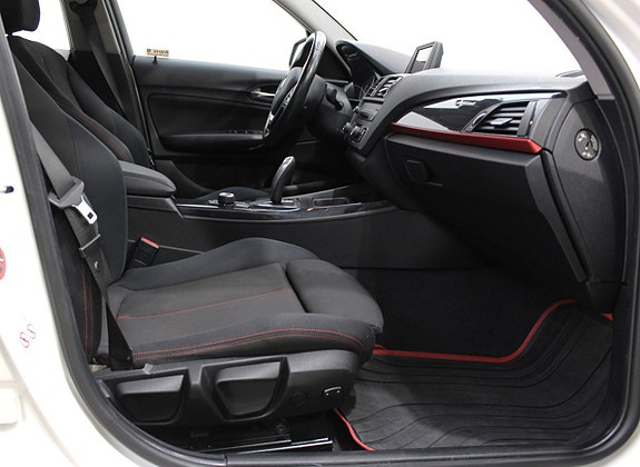 BMW 120 15 of 16