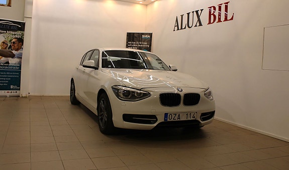 BMW 120 2 of 16