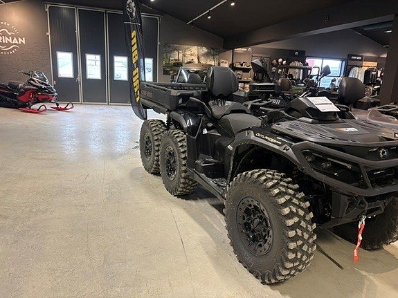 Can-Am Outlander MAX 6x6 Backcountry 1000 3 of 7