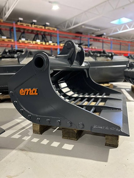 EMA HD GALLERSKOPA 650L med blad 1500mm S60 fäste