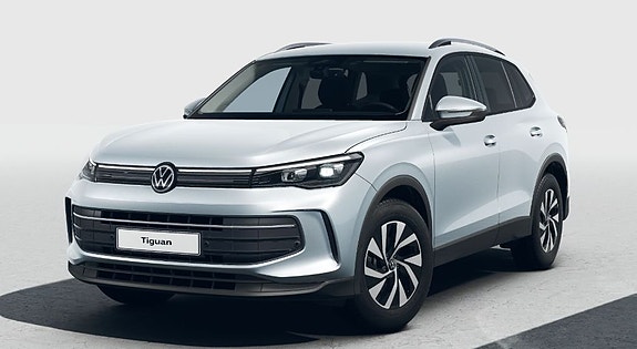 Volkswagen Tiguan 3 of 12