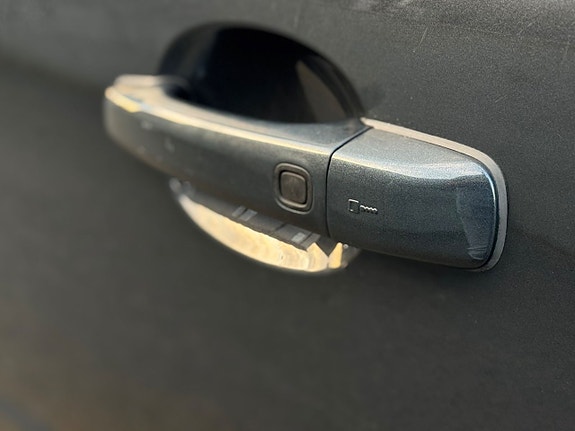 Volvo V70 15 of 24