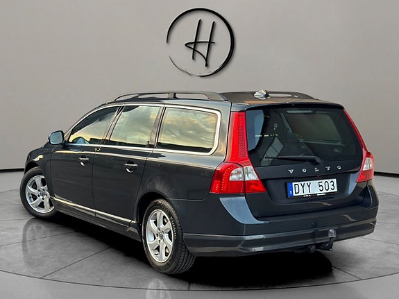 Volvo V70 6 of 24