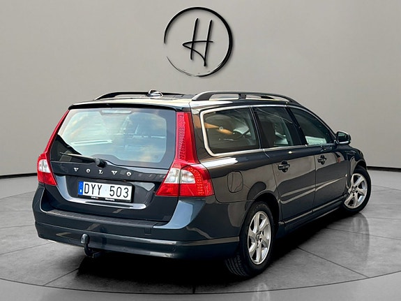 Volvo V70 5 of 24