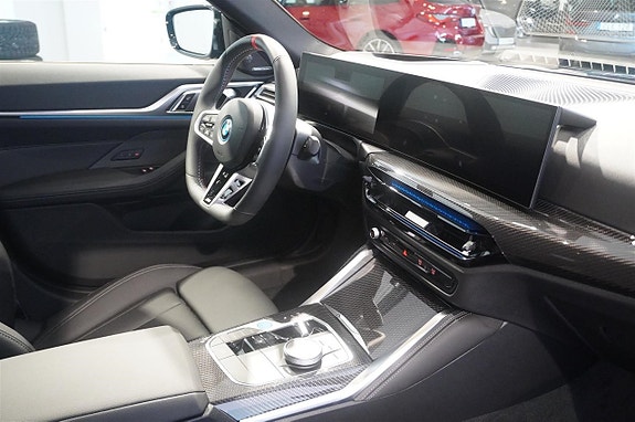 BMW i4 6 of 12
