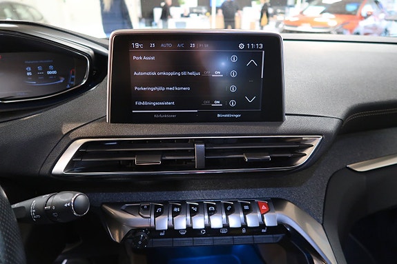 Peugeot 5008 13 of 14