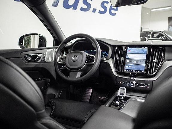 Volvo XC60 5 of 5