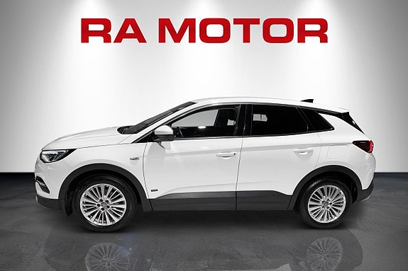 Opel Grandland X 4 of 5