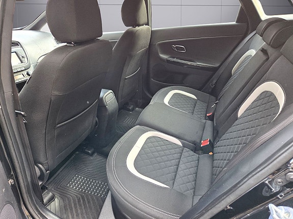 Kia Ceed 11 of 21
