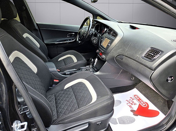 Kia Ceed 10 of 21