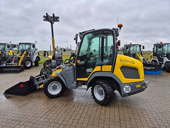 Kramer 5045 / 2.4t lastmaskin / 1865kg tipplast / 30km 2 of 12
