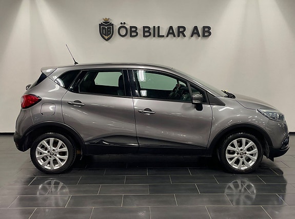 Renault Captur 2 of 11