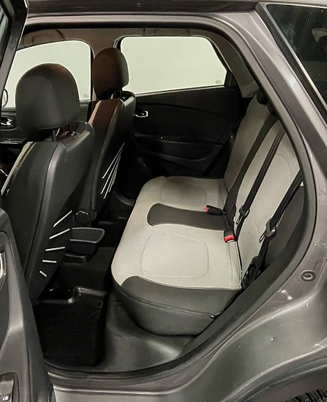 Renault Captur 7 of 11