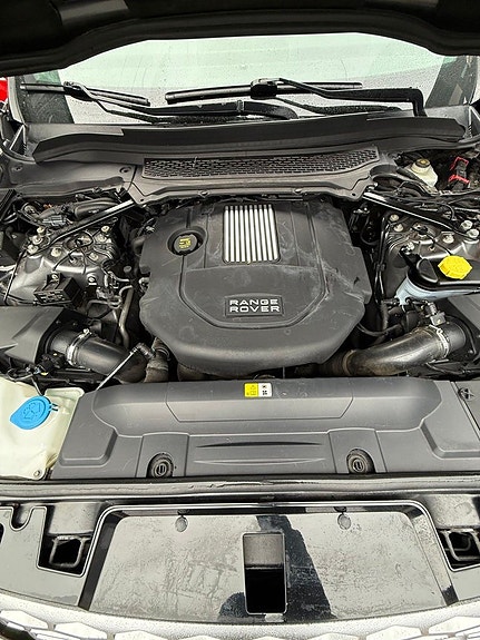 Land Rover Range Rover Sport 6 of 11