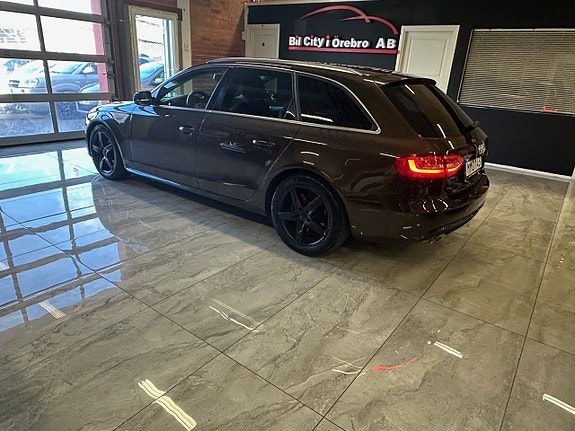 Audi A4 3 of 20