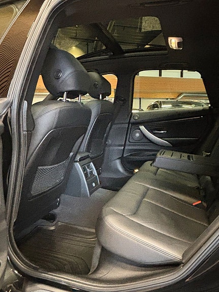BMW 330d 6 of 12