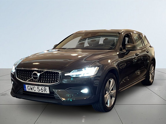 Volvo V60 Cross Country 16 of 26