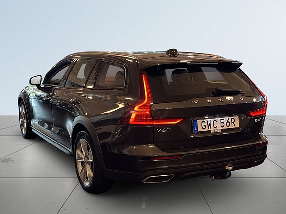 Volvo V60 Cross Country 5 of 26