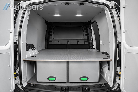 Volkswagen Caddy 13 of 29