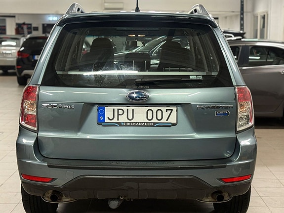 Subaru Forester 5 of 5
