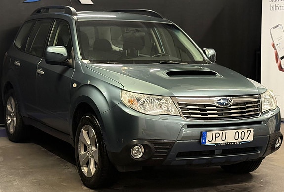 Subaru Forester 4 of 5