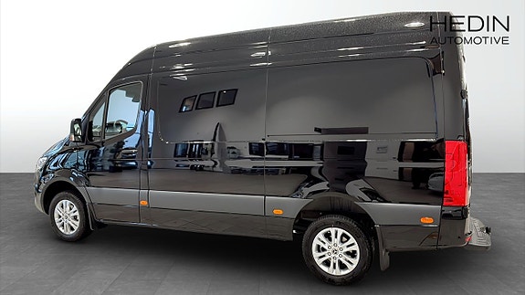 Mercedes-Benz Sprinter 317 2 of 10