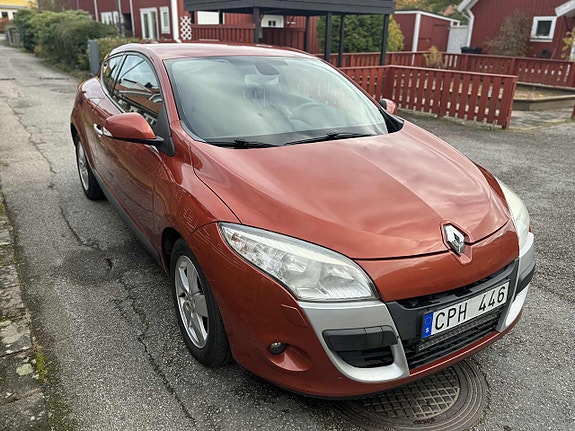 Renault Megane 3 of 9