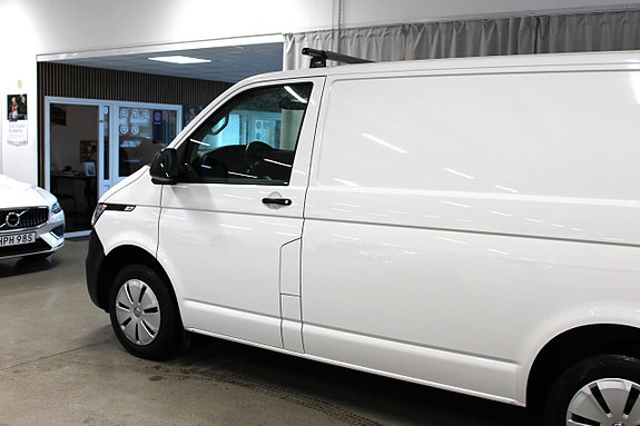 Volkswagen Transporter 9 of 26