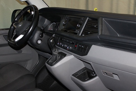 Volkswagen Transporter 26 of 26