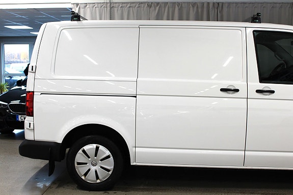Volkswagen Transporter 6 of 26