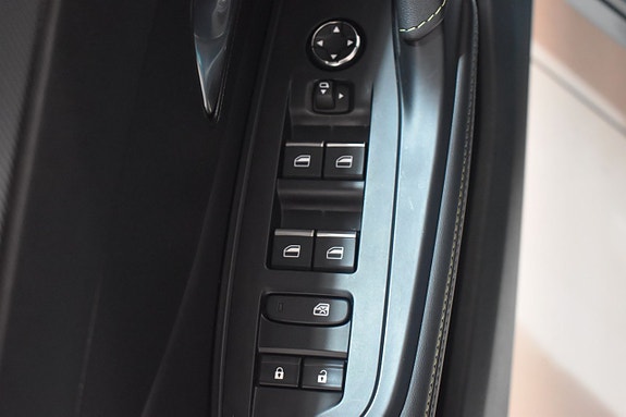 Peugeot 308 23 of 27