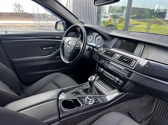 BMW 520 18 of 21