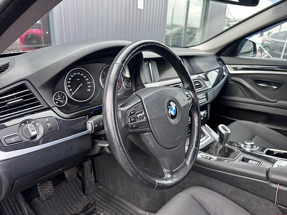 BMW 520 14 of 21